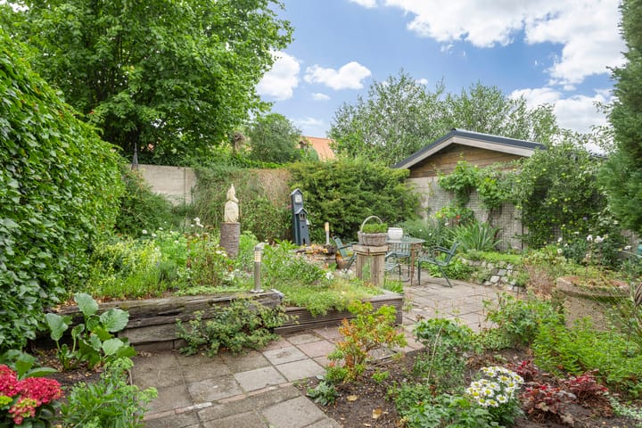 Foto 6 van Esschestraat 76