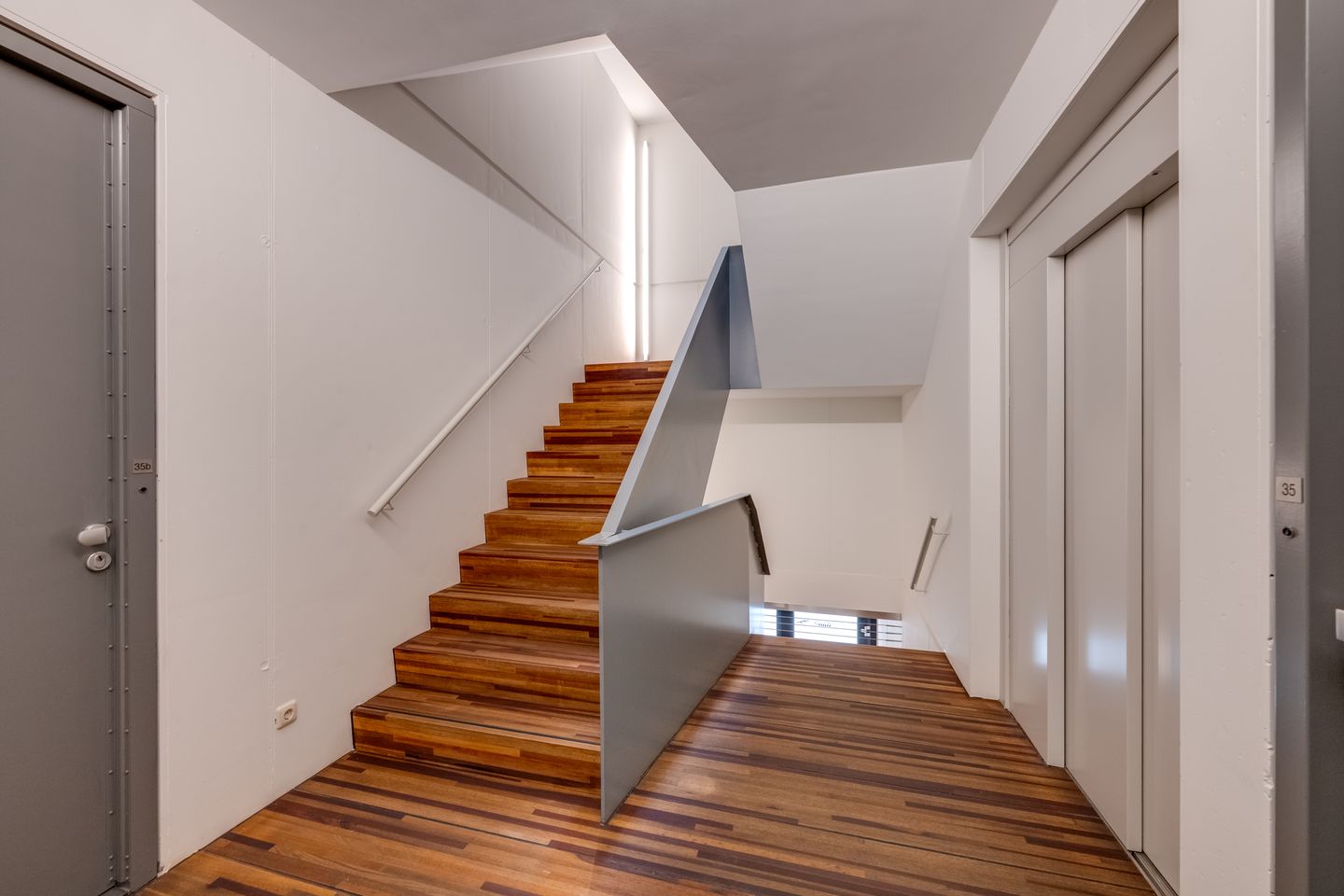 Foto 14 van Vloeiweg 35-A