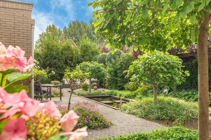 Foto 30 van Colonnade 97