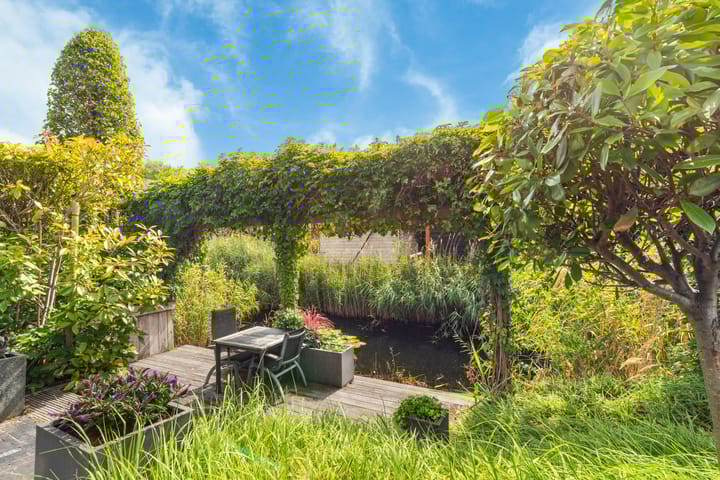 Foto 42 van Colonnade 97