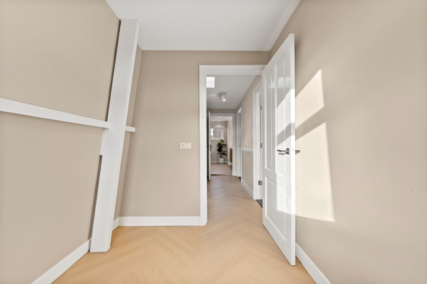 Photo 44 of Archimedesstraat 77