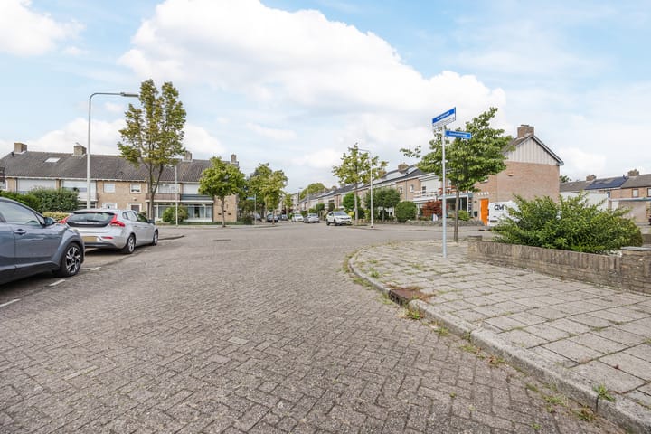 Foto 50 van Verdistraat 10