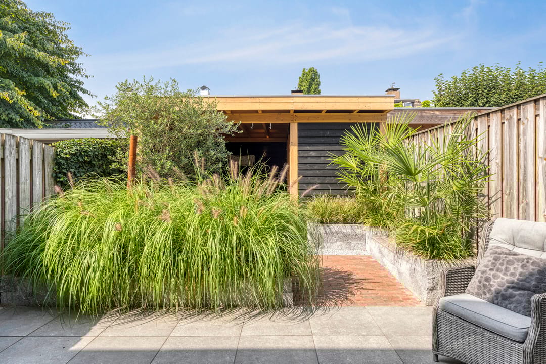 Photo 2 of Vermeerplantsoen 154