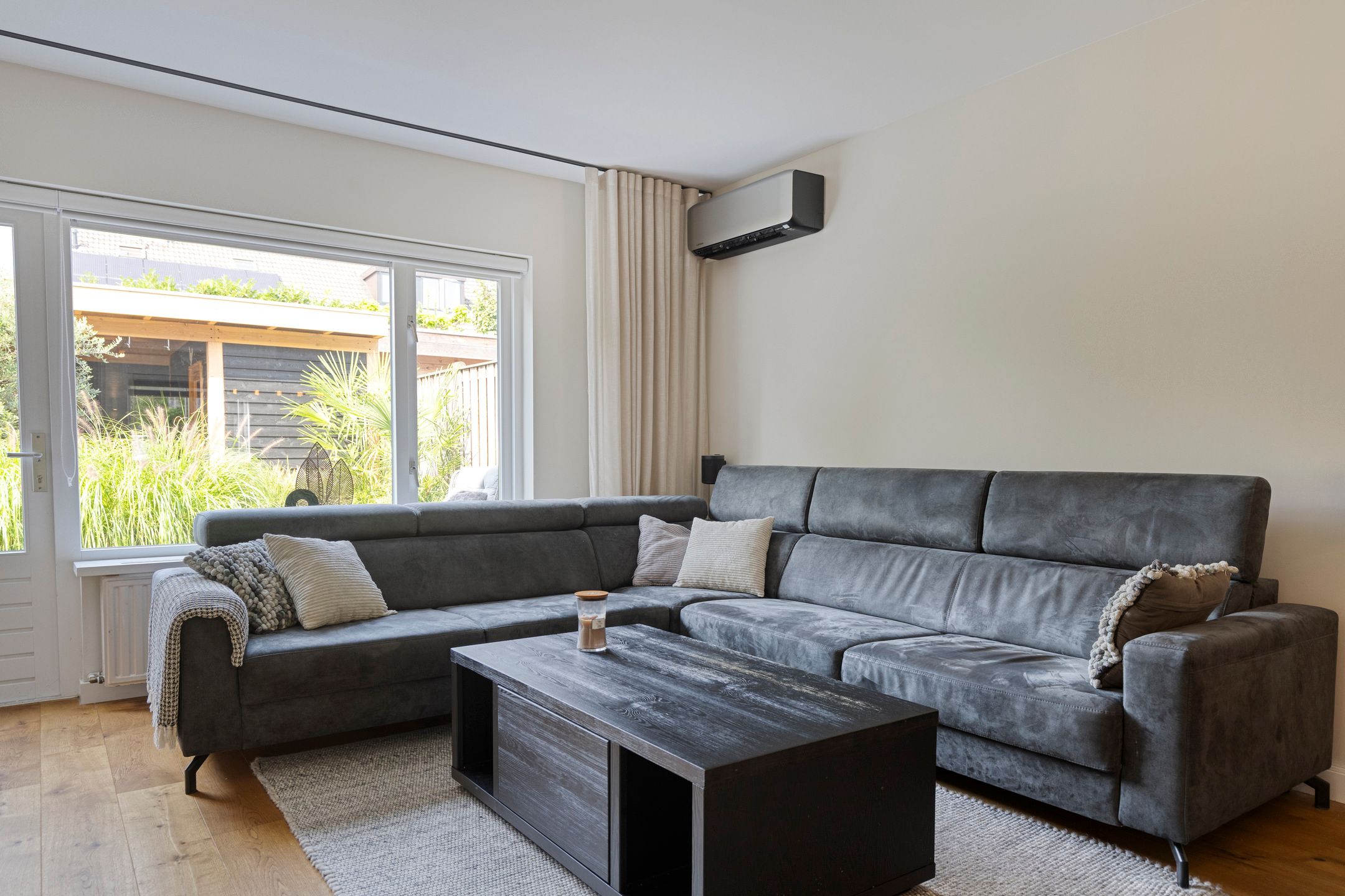 Photo 9 of Vermeerplantsoen 154