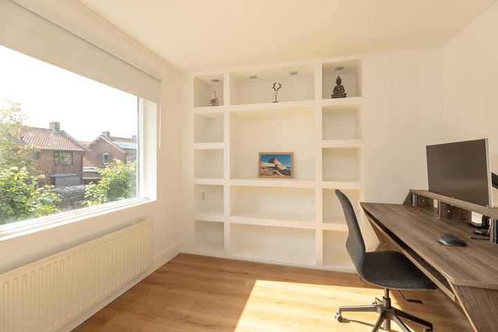 Foto 18 van Röntgenstraat 28