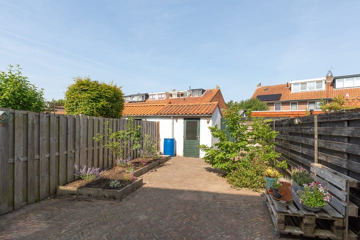 Foto 24 van Röntgenstraat 28