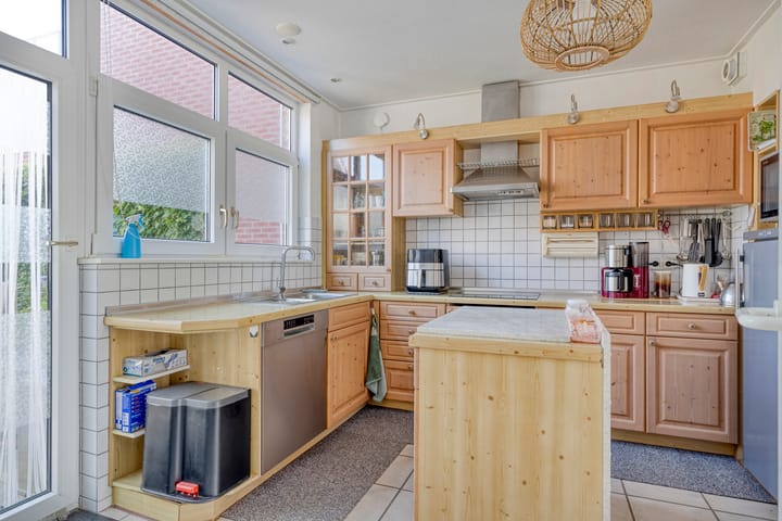 Photo 7 of Willebrordusplein 30