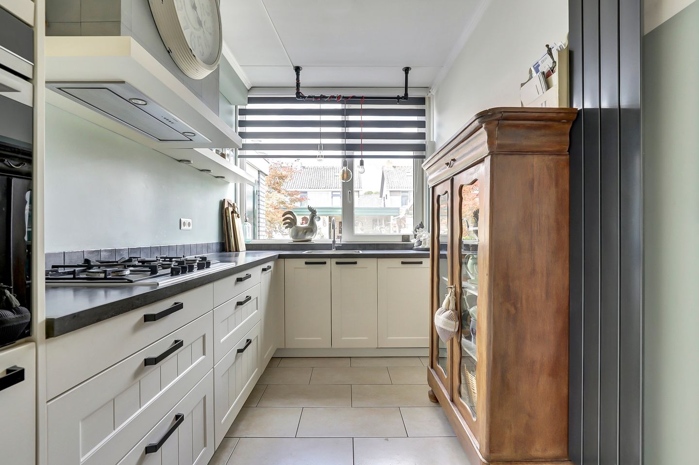 Photo 14 of van Hogendorpstraat 11