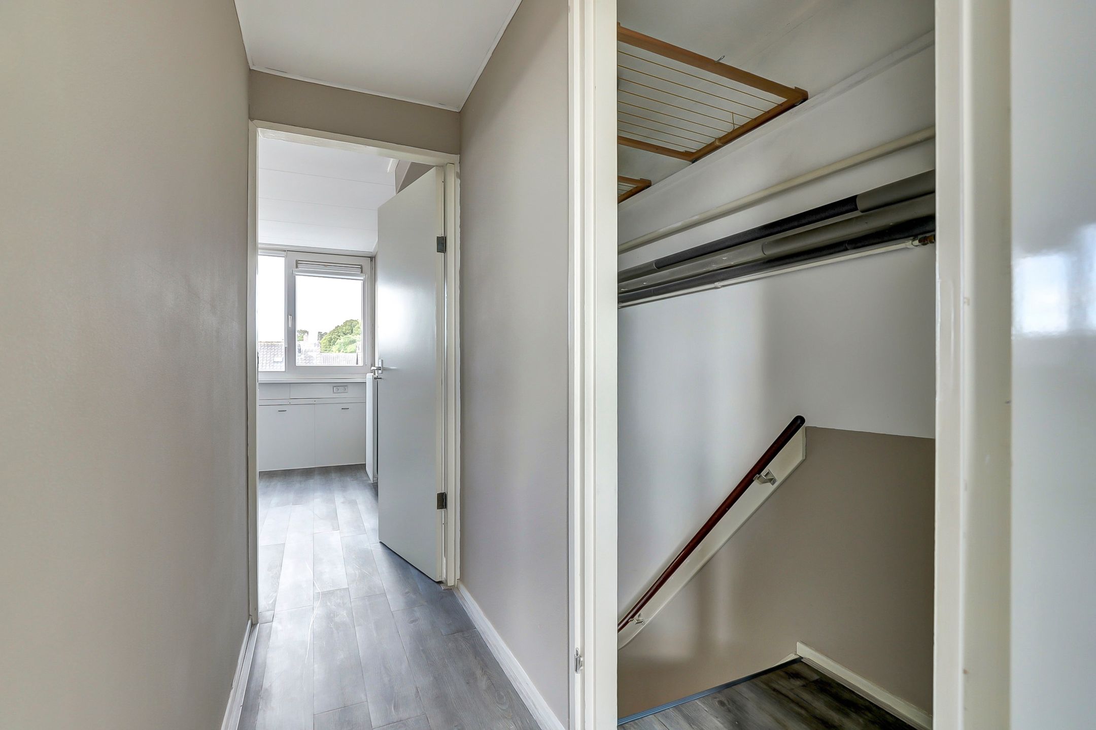 Photo 24 of van Hogendorpstraat 11