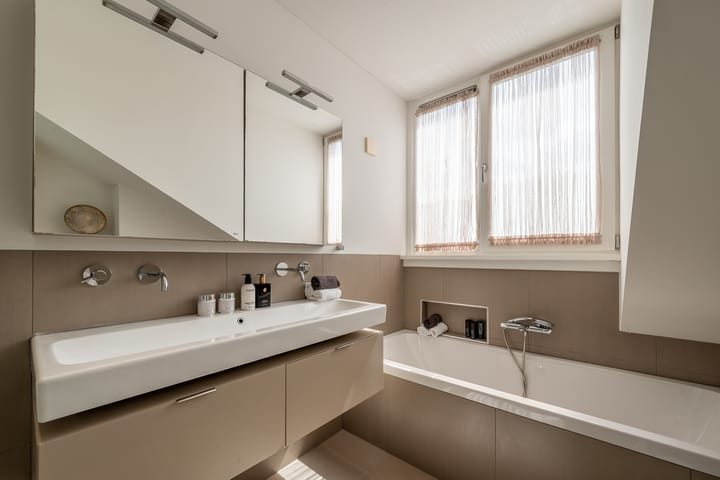 Foto 32 van Anthonie van Dijckstraat 13-3