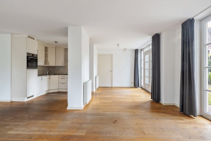 Foto 10 van Spoormakerserf 95