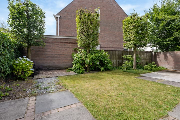 Foto 21 van Spoormakerserf 95