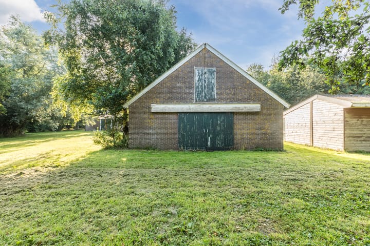 Photo 41 of Parallelweg 14