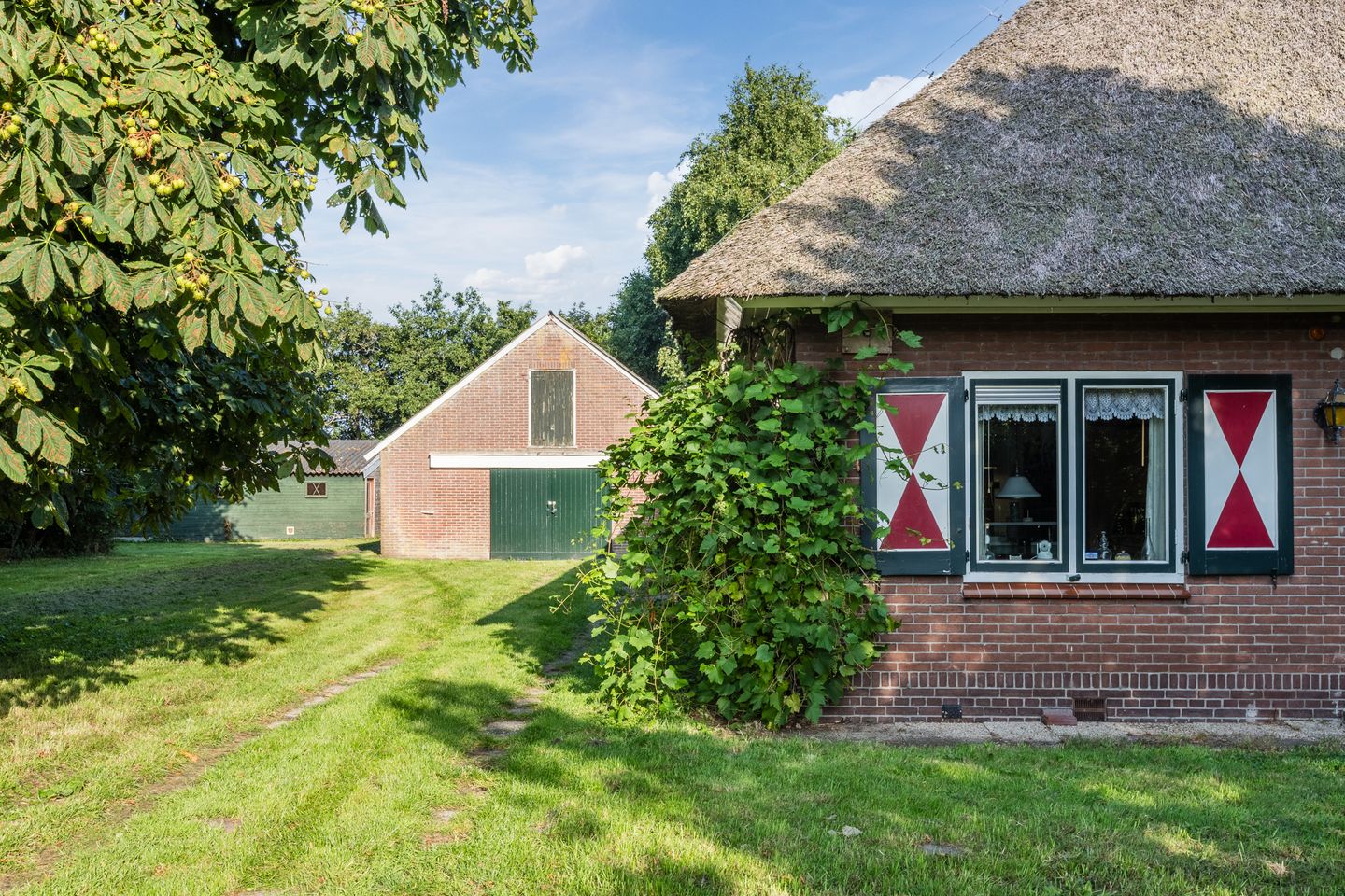 Foto 44 van Parallelweg 14