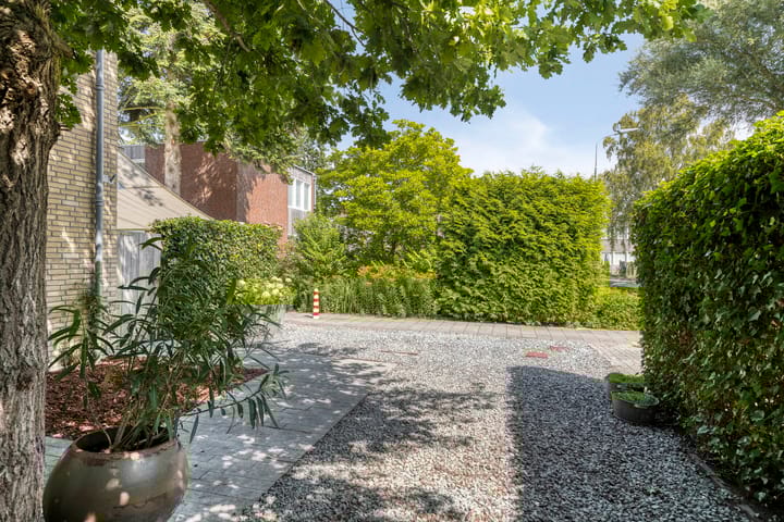 Foto 7 van Joseph Bech-Nes 14