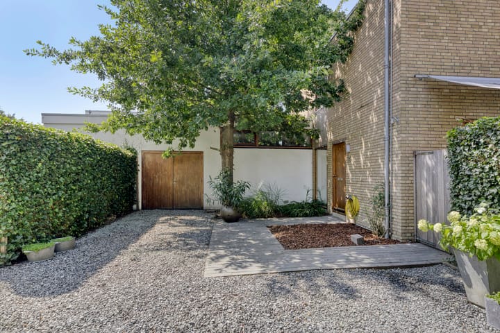 Foto 6 van Joseph Bech-Nes 14