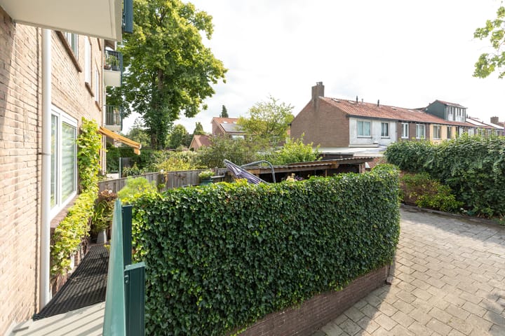 Foto 24 van Berlagelaan 203