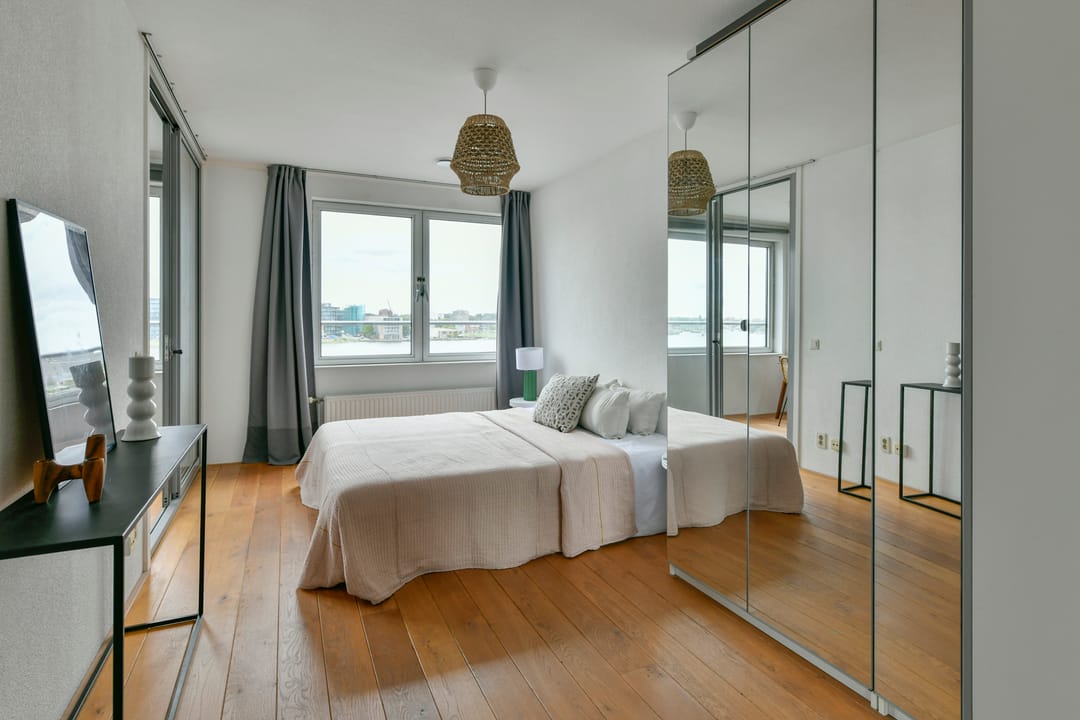 Foto 11 van Silodam 335