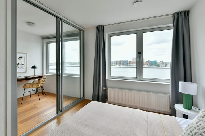 Foto 12 van Silodam 335