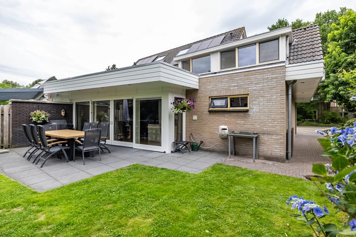 Foto 30 van Schoolstraat 33