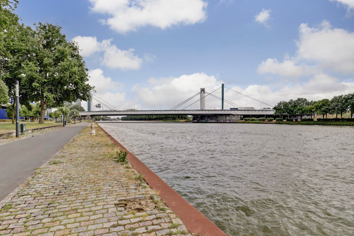 Foto 25 van Marco Pololaan 195