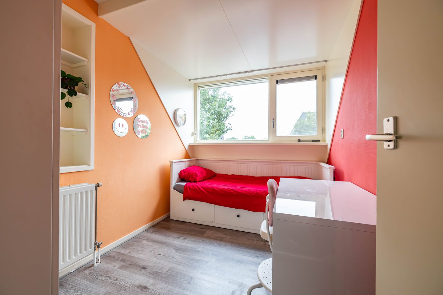 Photo 40 of Schoolstraat 33