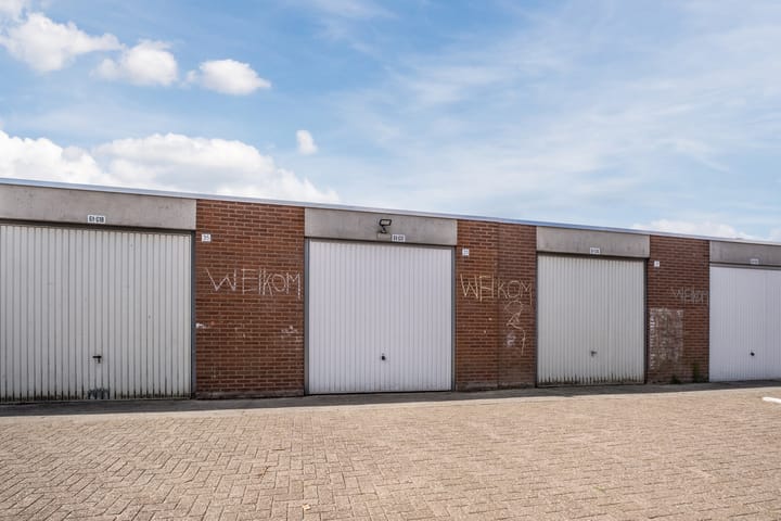 Photo 4 of Orchideeënstraat 33