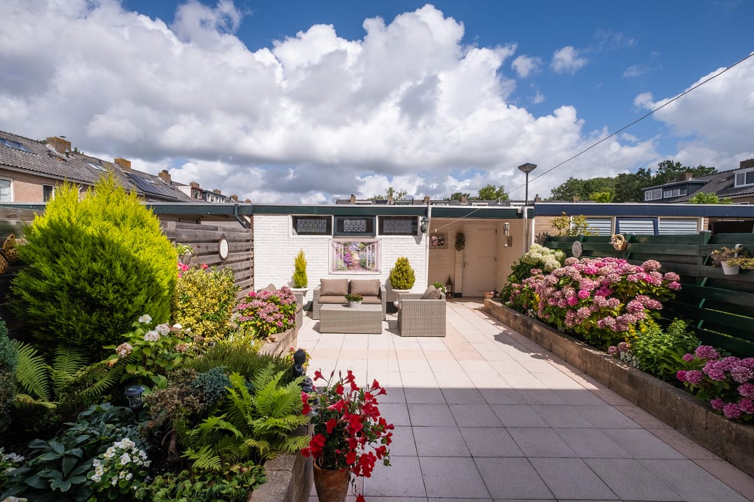 Foto 32 van J. van de Veldelaan 27