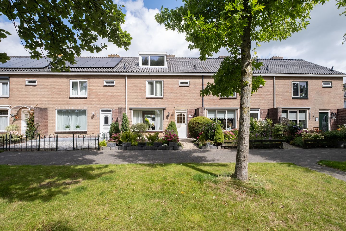 Foto 34 van J. van de Veldelaan 27