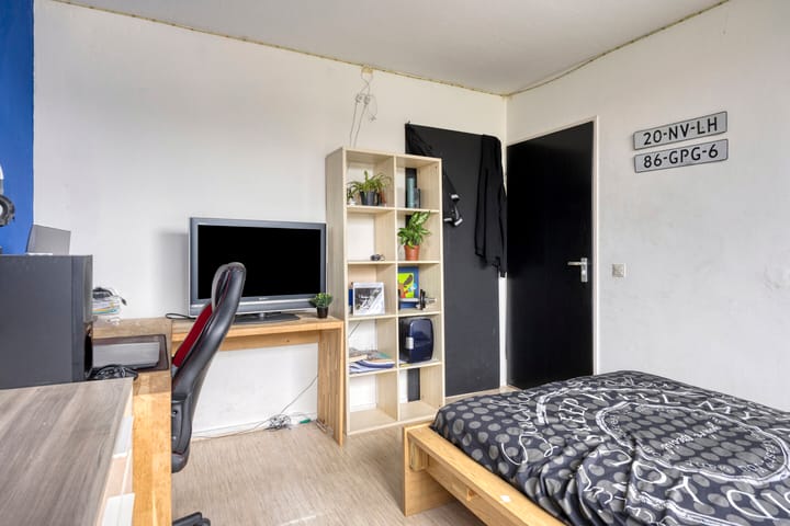 Foto 15 van Raam 619