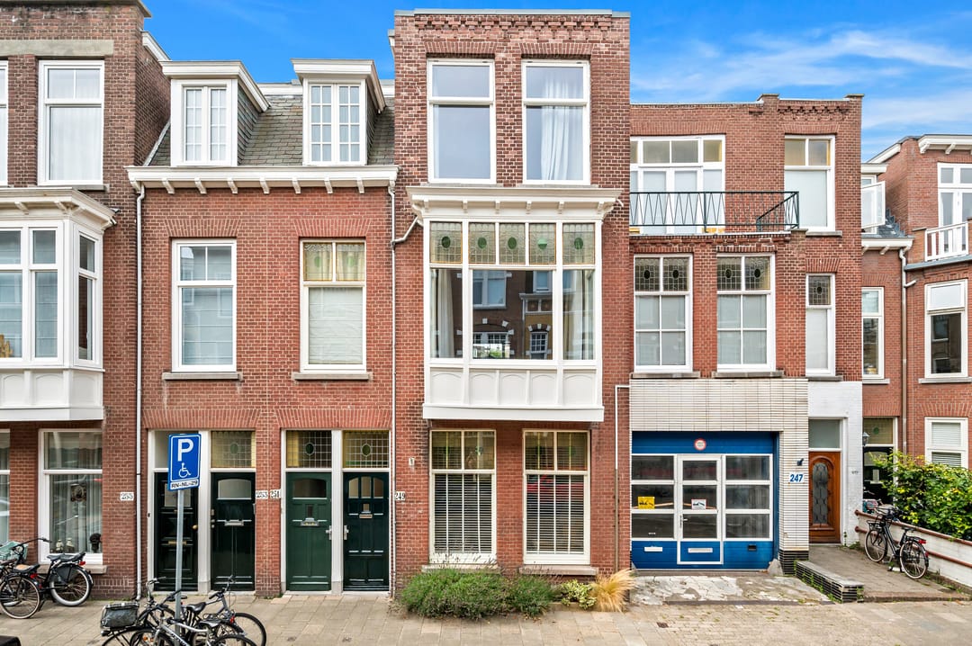 Photo 2 of Van Aerssenstraat 249