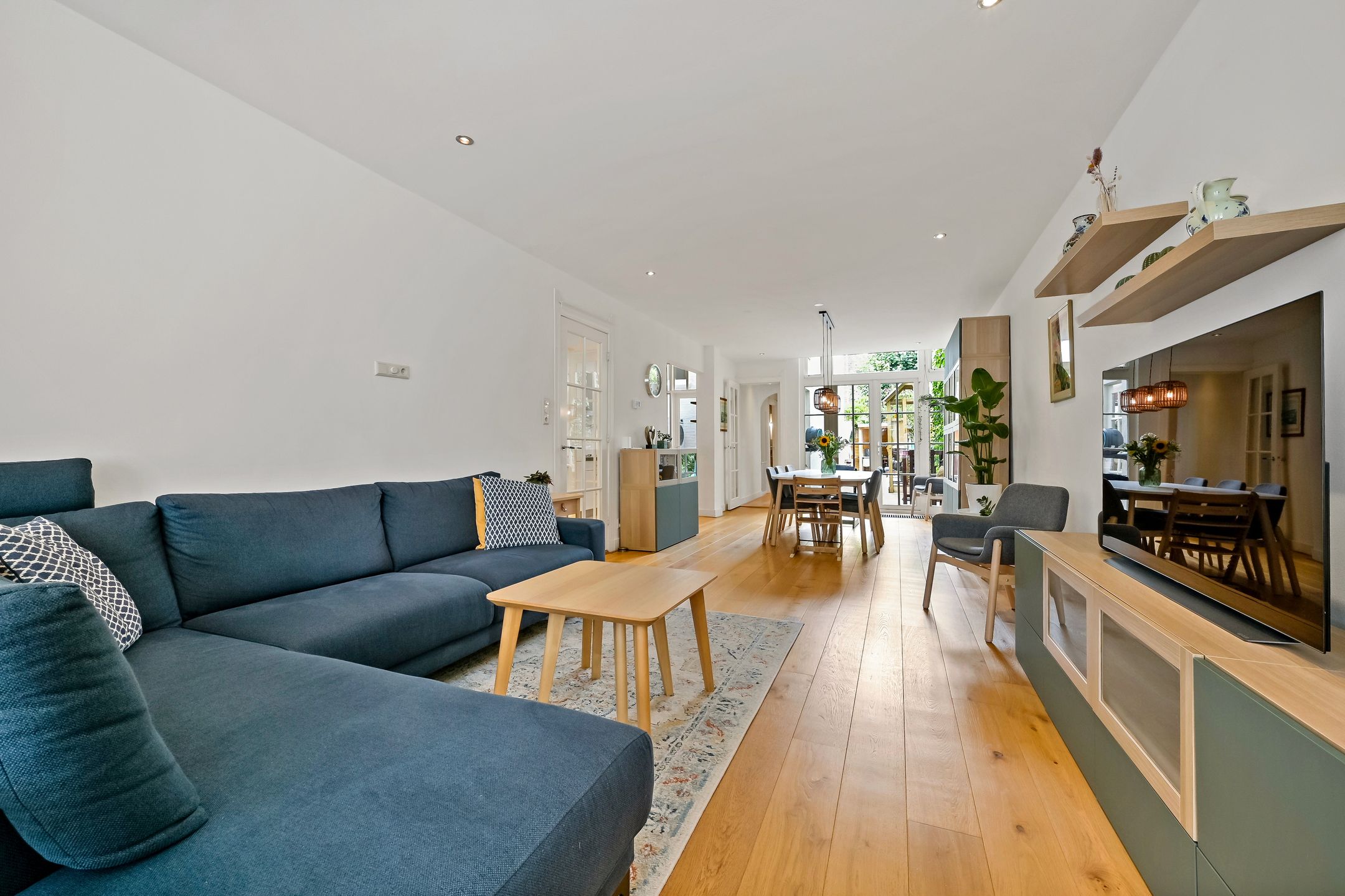 Photo 6 of Van Aerssenstraat 249