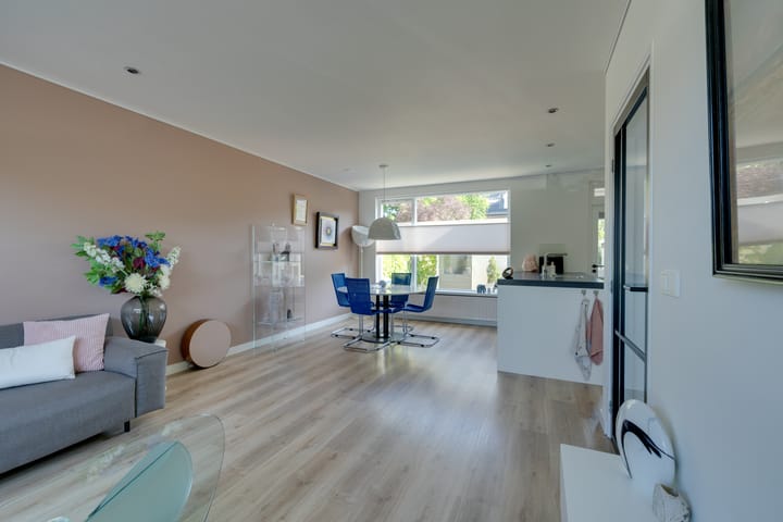 Foto 12 van Julianalaan 51