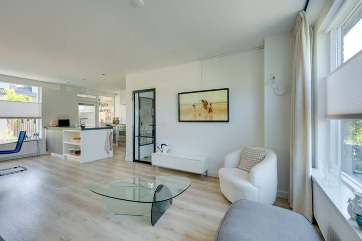 Foto 13 van Julianalaan 51