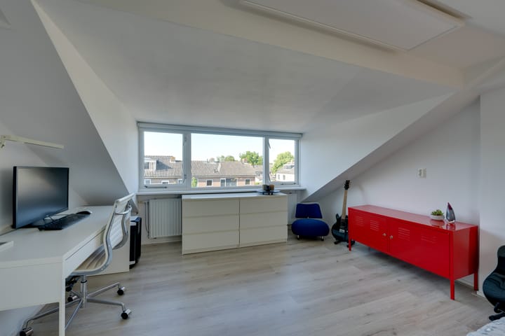 Foto 47 van Julianalaan 51