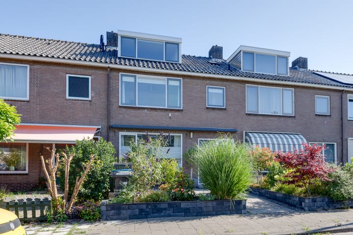 Foto 51 van Julianalaan 51