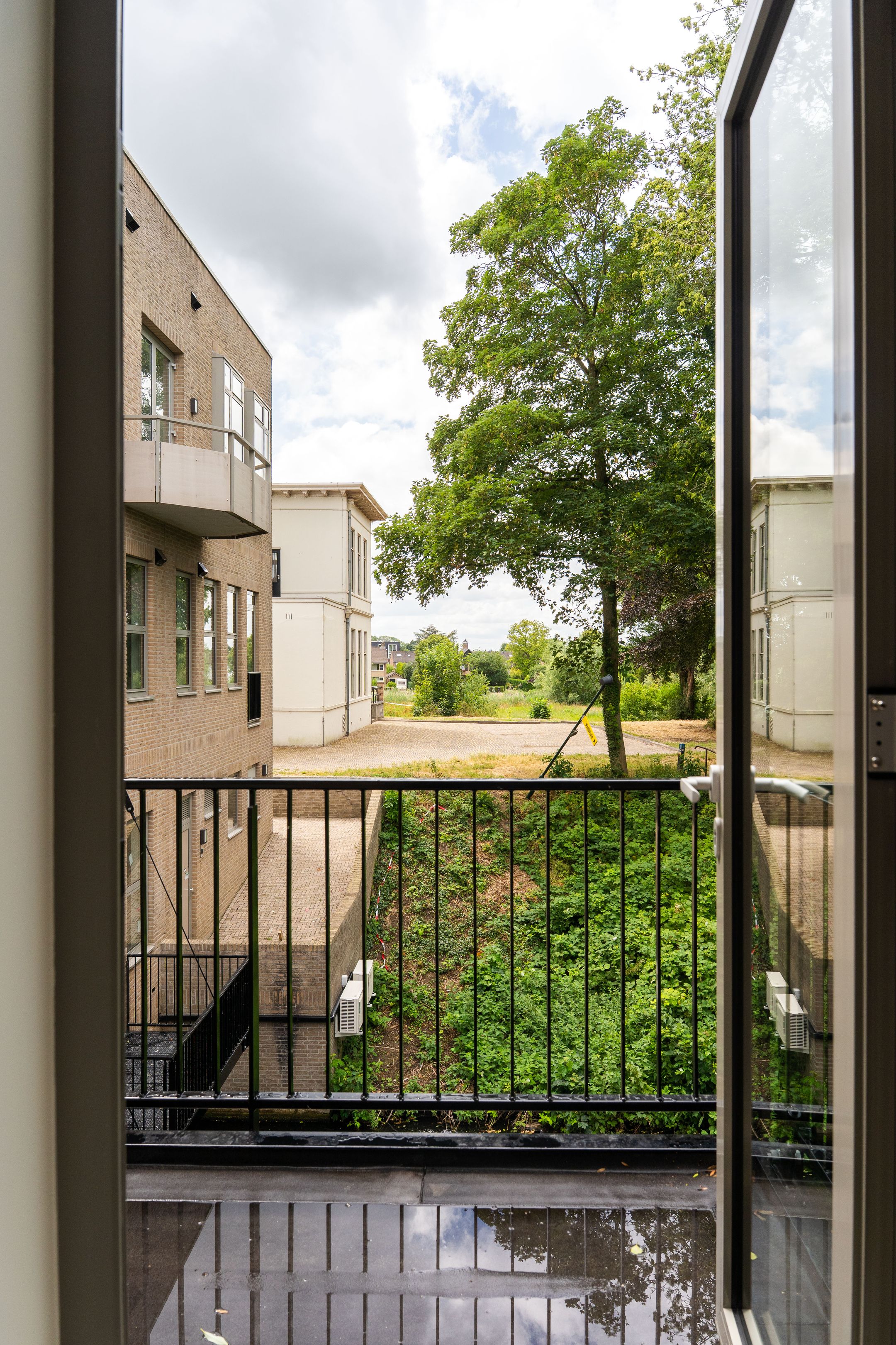 Photo 15 of Raadhuisplein 28