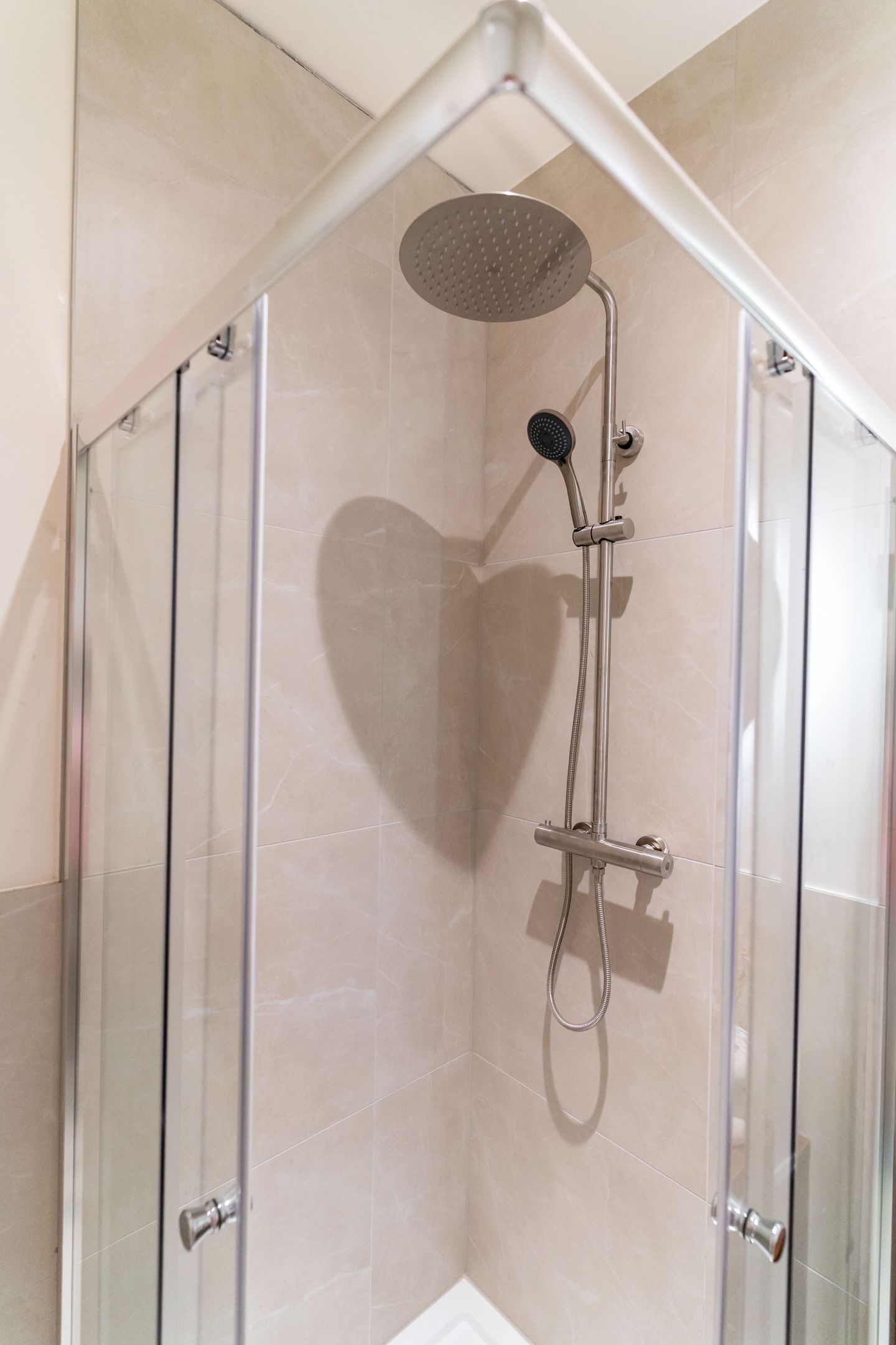 Photo 35 of Raadhuisplein 28