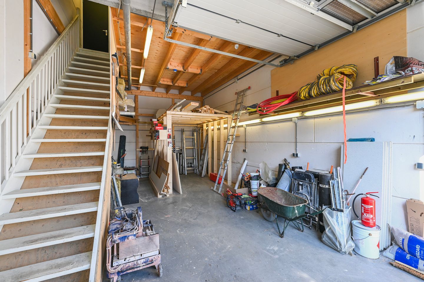 View photo 5 of Laan van Waalhaven 424