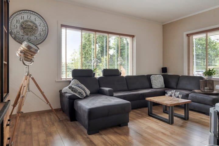 Photo 11 of Hoogvlietsekerkweg 76