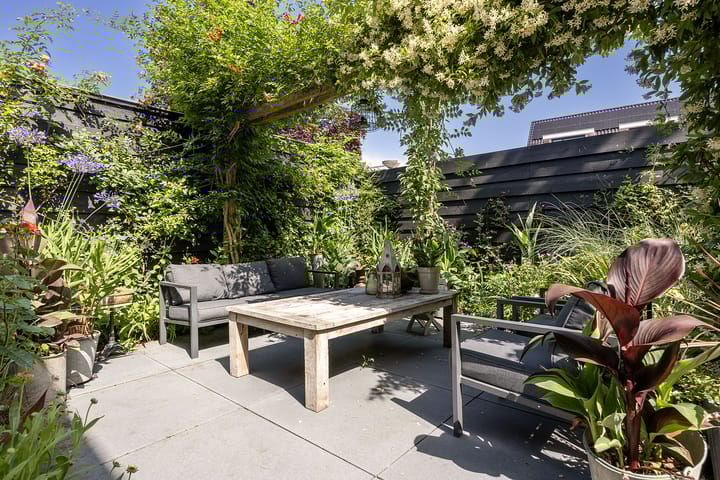 Foto 44 van Esdoornlaan 23