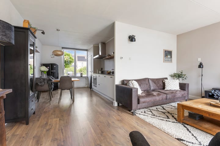 Foto 14 van Leeuwerikhof 20