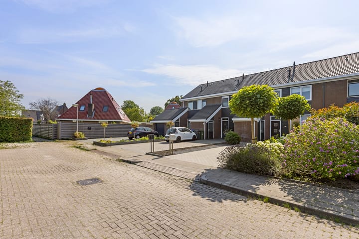 Foto 39 van Leeuwerikhof 20