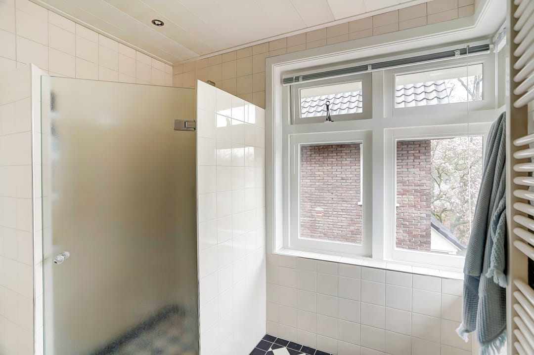 Photo 32 of Vriezenveenseweg 26