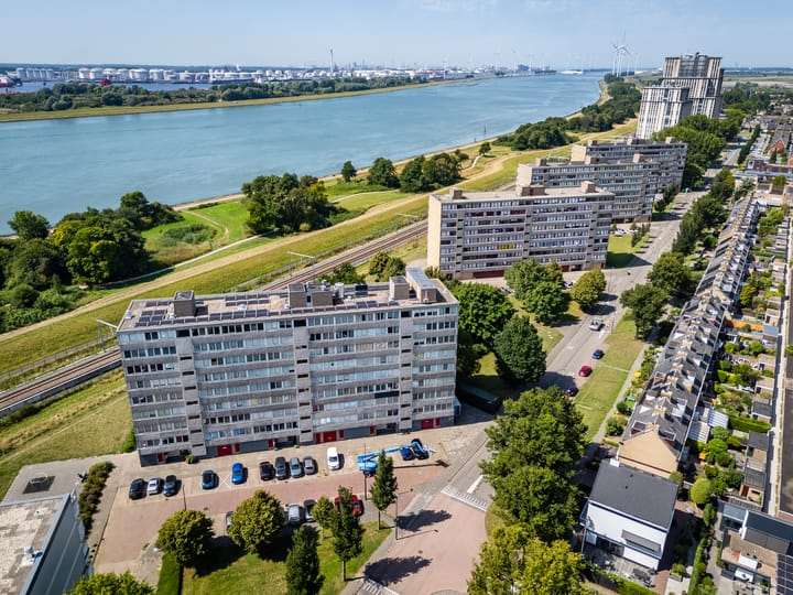 Photo 39 of Merellaan 535