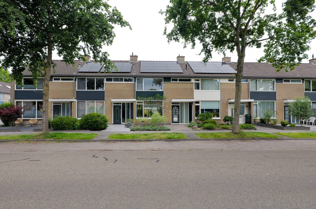 Photo 2 of Maasstraat 36