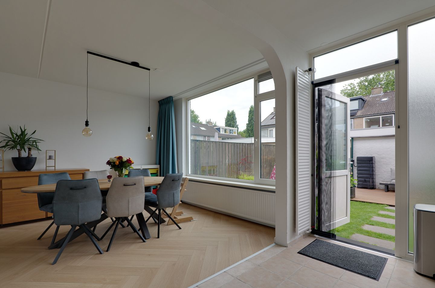 Photo 10 of Maasstraat 36