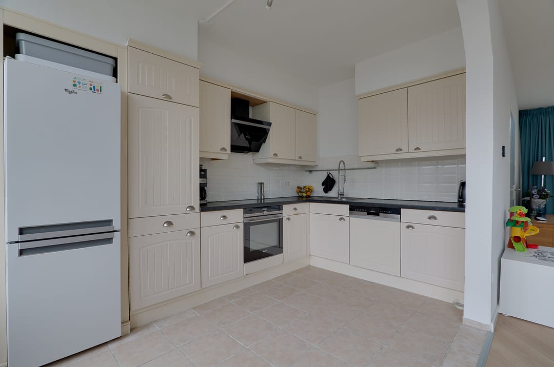 Photo 11 of Maasstraat 36