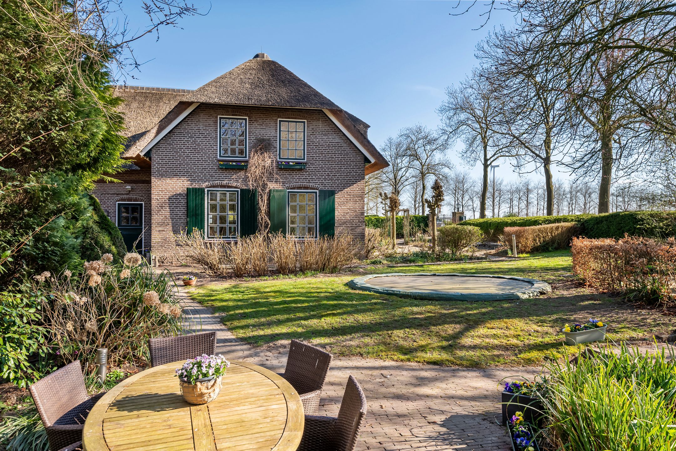 Foto 36 van Tielerweg 52