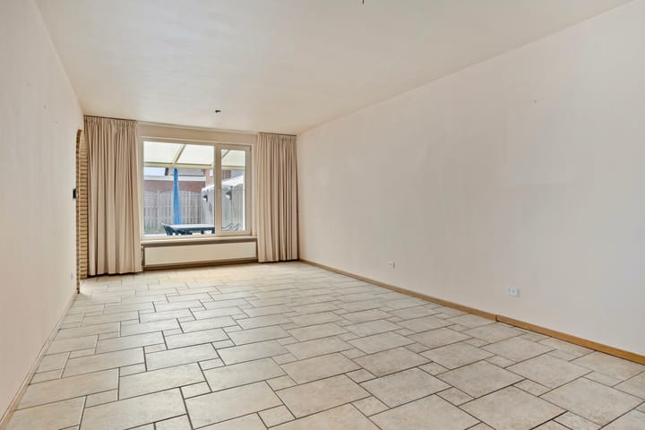 Foto 10 van Schout Kellenerstraat 137